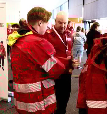 proving_av_jakker_rode_kors_2025